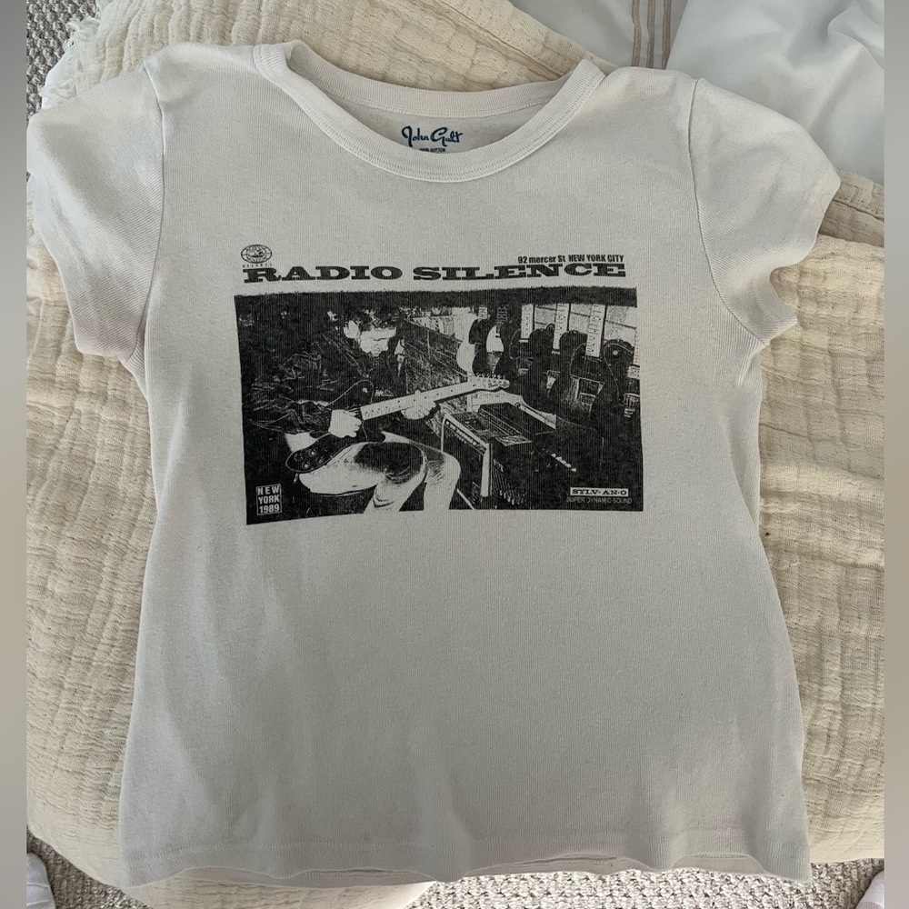 Brandy Melville Radio Silence T Shirt